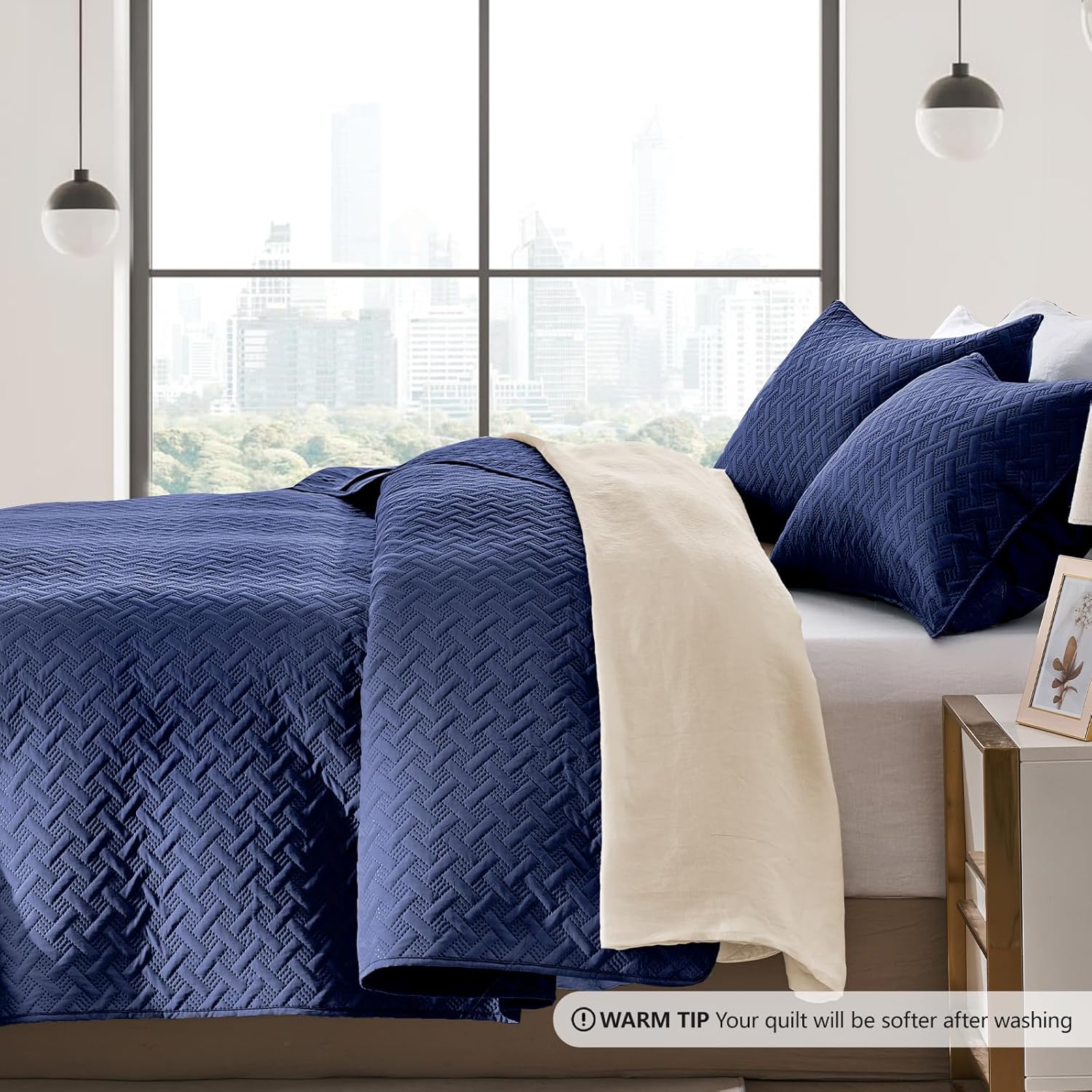 Quilts Queen Size - Ultra Soft Navy Blue Quilt Lightweight Microfiber Bedspreads, Classic Basket Weave Pattern Bedspread Bed Coverlet 3 Pieces for All-Season (1 Quilt, 2 Pillow Shams) | Breathable material, Easy care