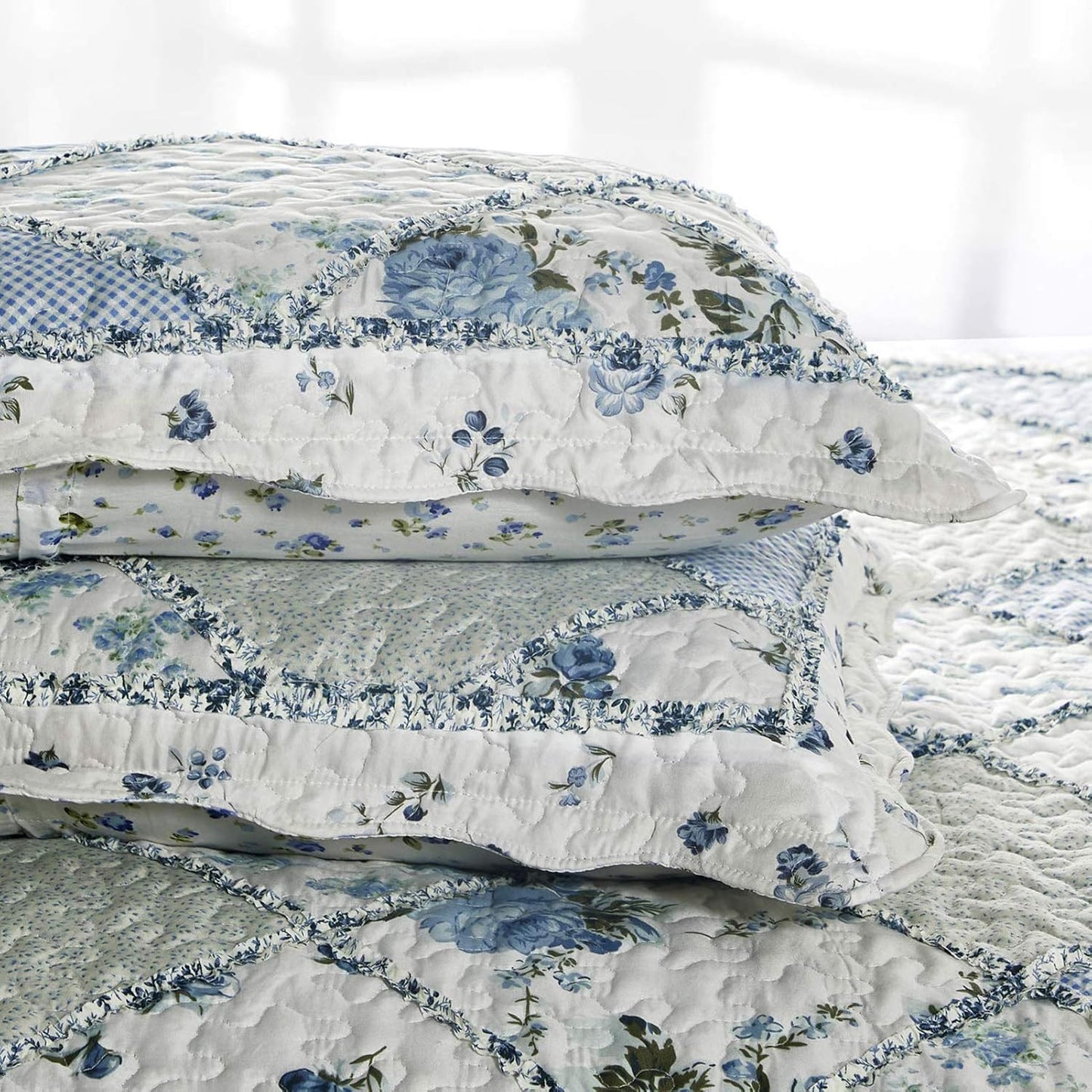 Blue Floral Patchwork Quilt Set, Full Queen Size, 3 Piece Bedding Set with 2 Pillowcases | Blue Patchwork Quilt, Queen Size Bedspread, Reversible Quilt Set, Floral Quilt Set, Patchwork Quilt Set, Queen Comforter Set