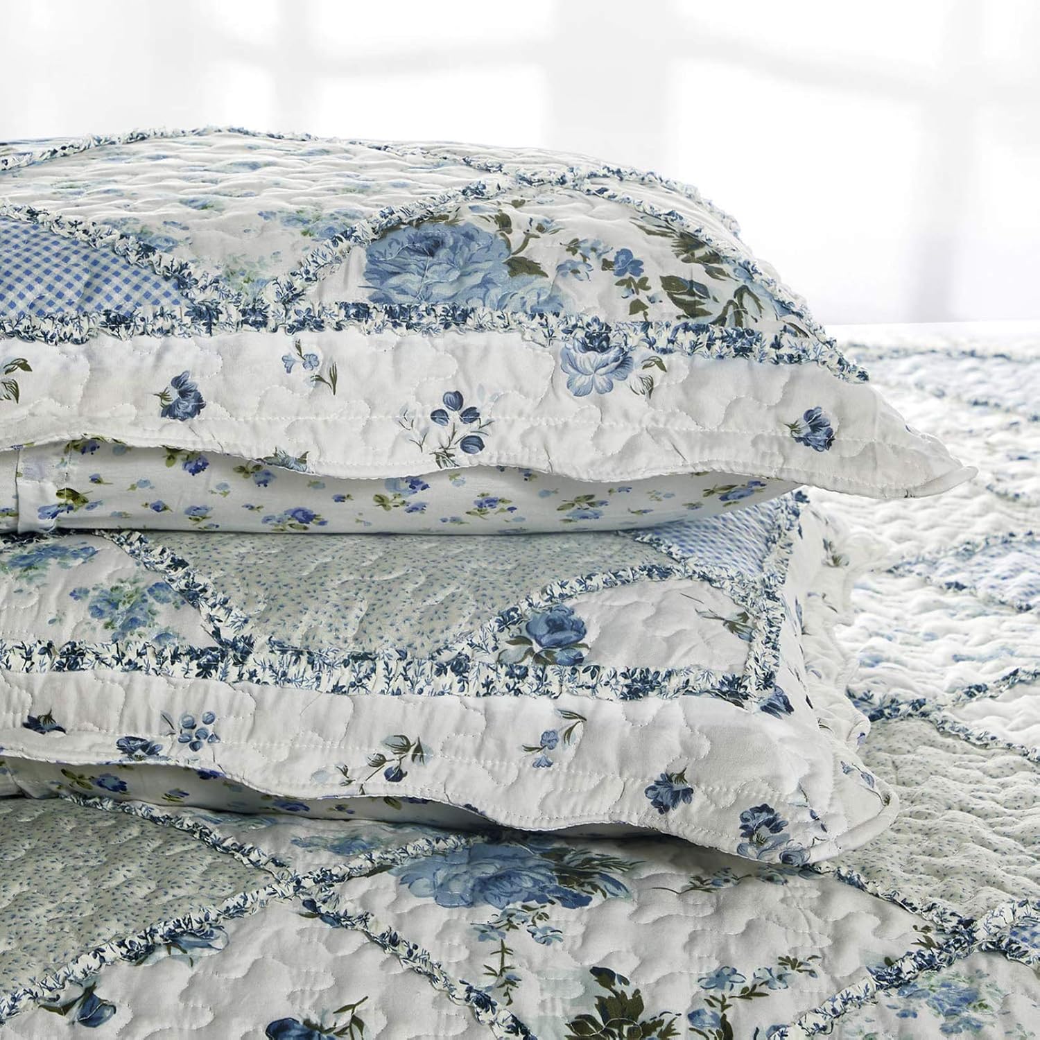 Blue Floral Patchwork Quilt Set, Full Queen Size, 3 Piece Bedding Set with 2 Pillowcases | Blue Patchwork Quilt, Queen Size Bedspread, Reversible Quilt Set, Floral Quilt Set, Patchwork Quilt Set, Queen Comforter Set