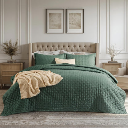 Quilts Queen Size - Bright White Bedspread Queen Size & Lightweight Comforter, Modern Coverlet with Clover Pattern, Ultra Soft All-Season Bedding, 90 x 96 Inches | Stitch-Free Quilting, Lightweight, Summer Bedding Set, Machine Washable, Pet-Friend