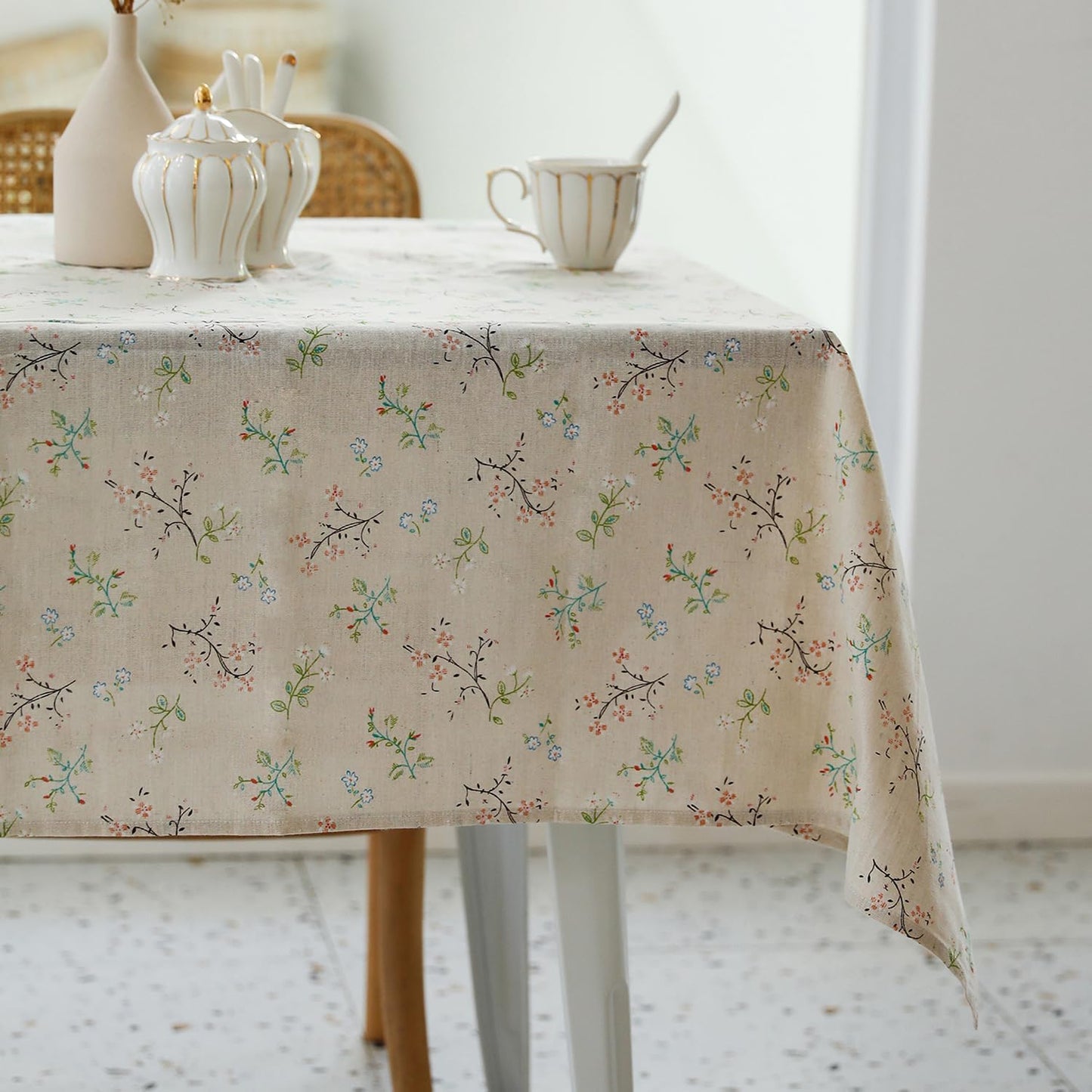 Pastoral Round Tablecloth - 60 Inch Dia. Table Cloth - Washable Table Cover with Dust-Proof Wrinkle Resistant for Restaurant, Picnic, Indoor and Outdoor Dining, Floral (Dark Blue)